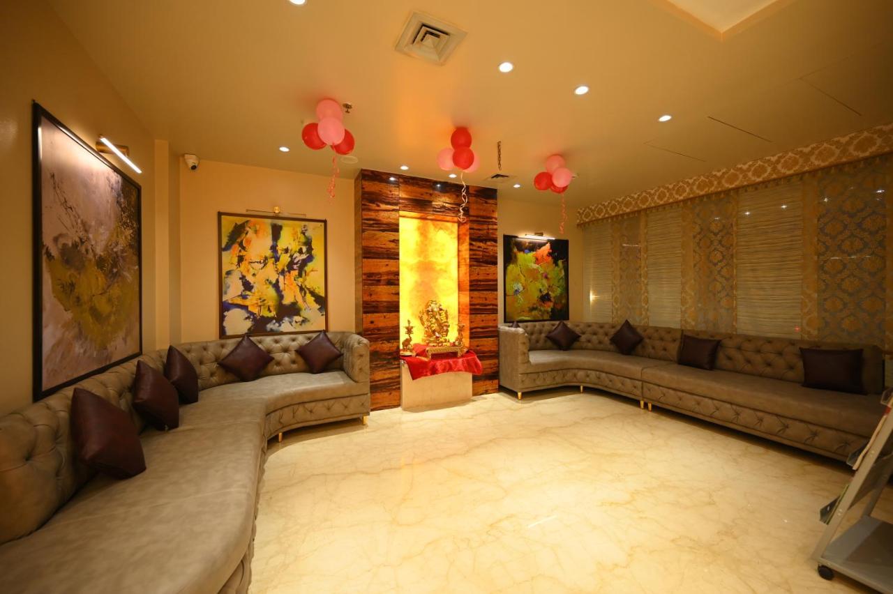 The Royal Class Hotel Gwalior Dış mekan fotoğraf