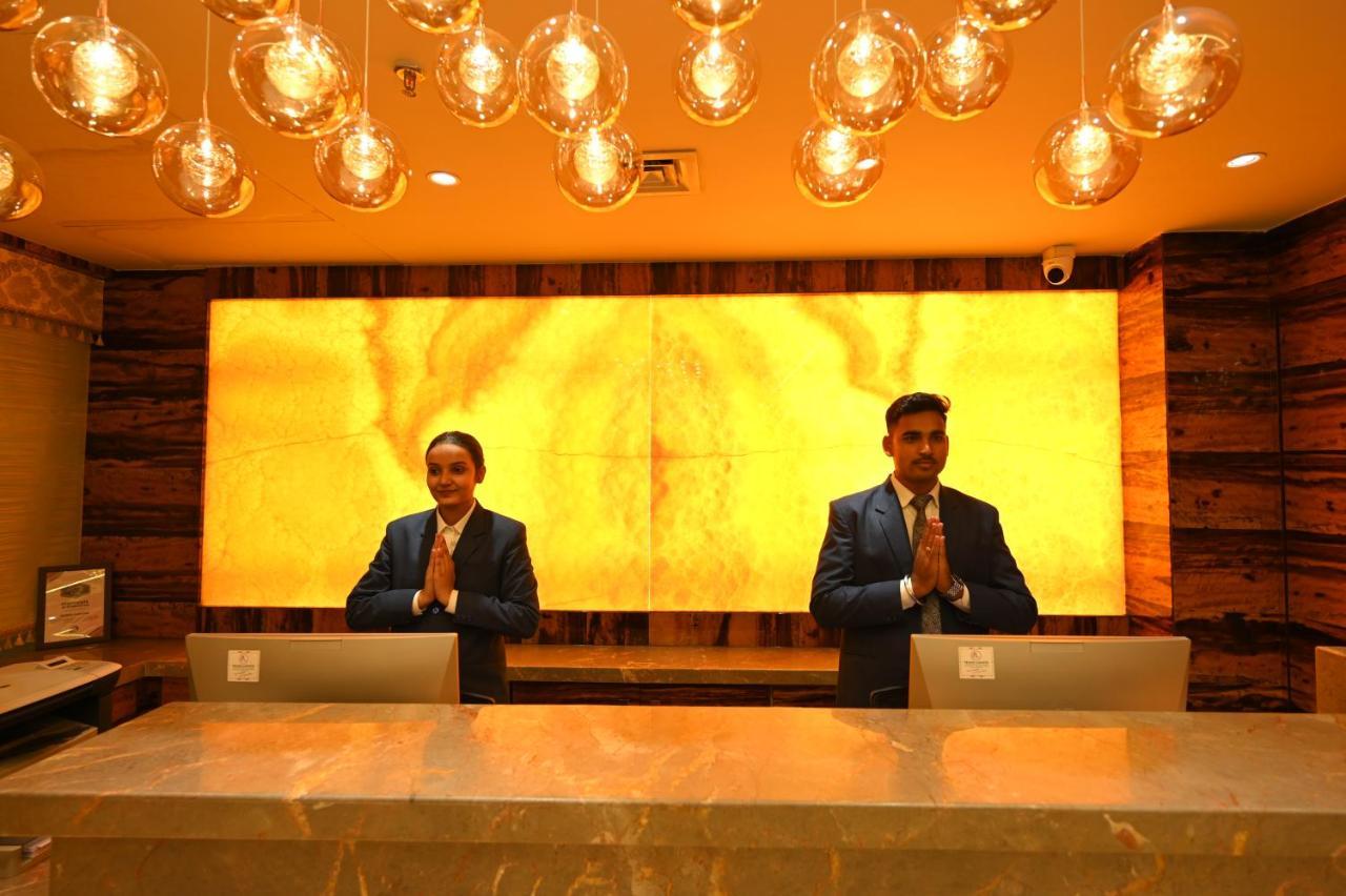 The Royal Class Hotel Gwalior Dış mekan fotoğraf