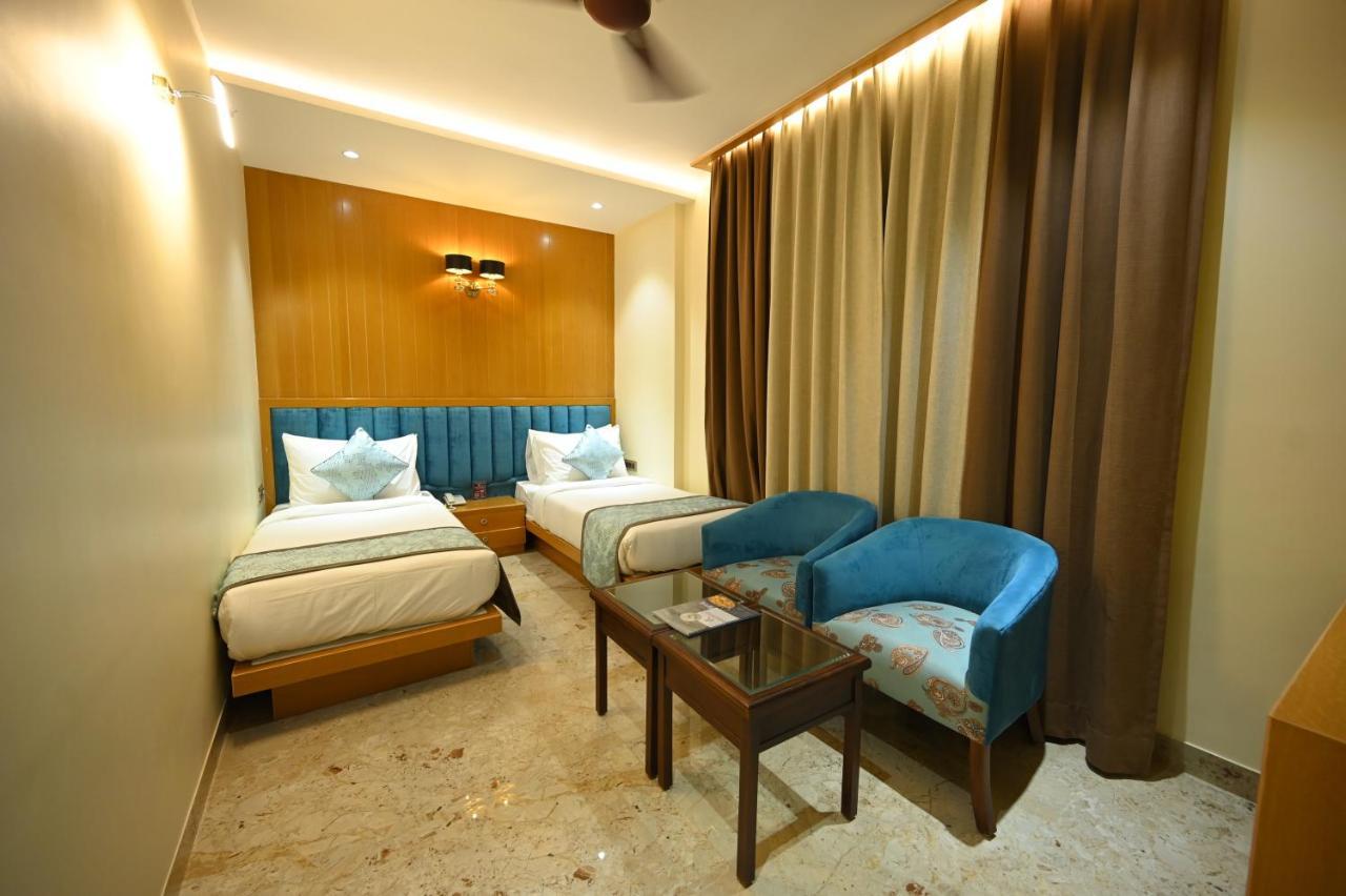 The Royal Class Hotel Gwalior Dış mekan fotoğraf