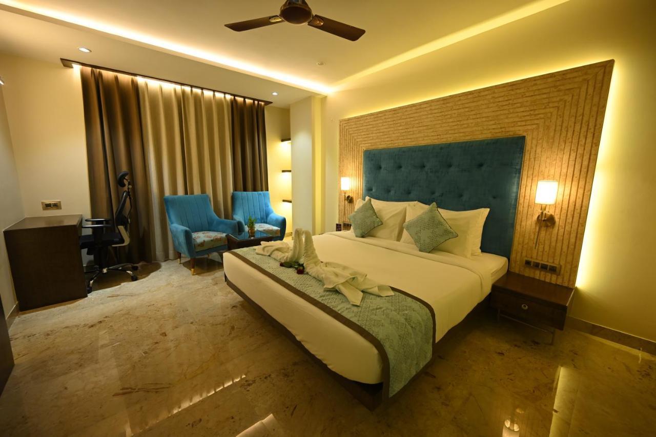 The Royal Class Hotel Gwalior Dış mekan fotoğraf