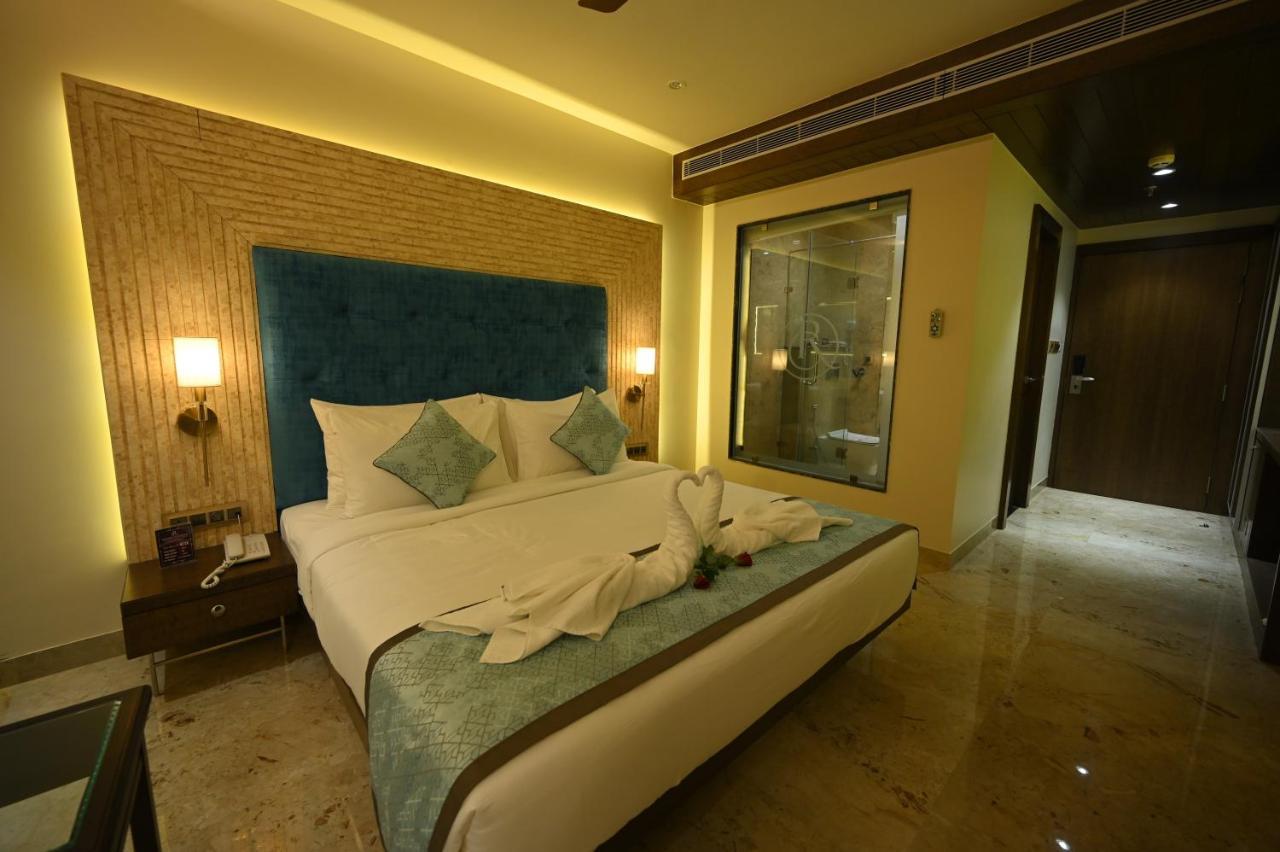 The Royal Class Hotel Gwalior Dış mekan fotoğraf