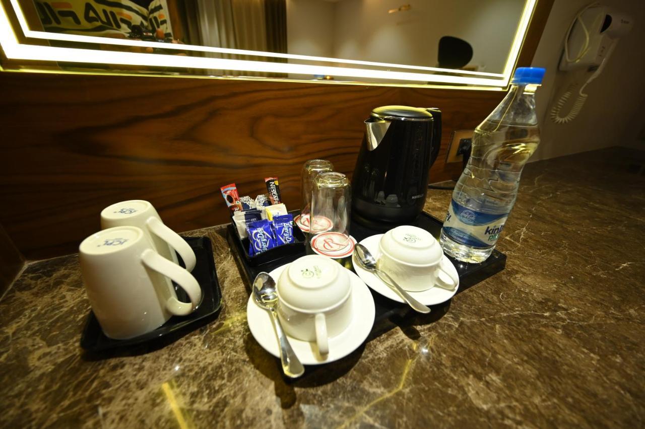The Royal Class Hotel Gwalior Dış mekan fotoğraf
