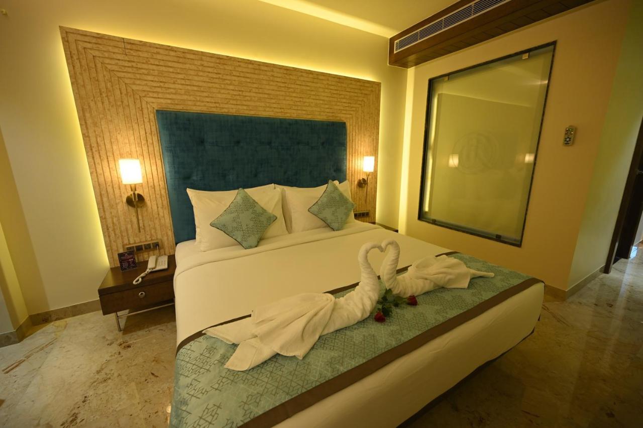 The Royal Class Hotel Gwalior Dış mekan fotoğraf