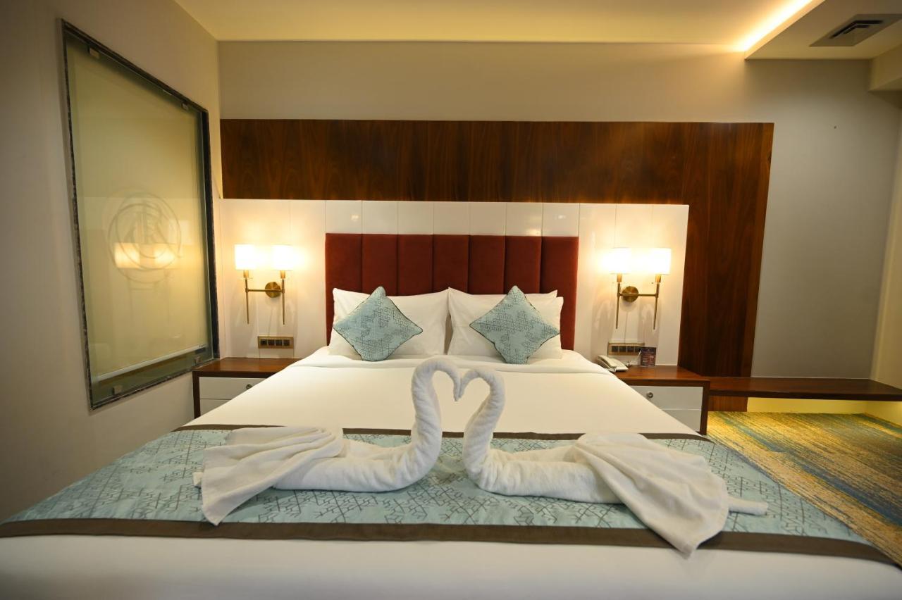 The Royal Class Hotel Gwalior Dış mekan fotoğraf